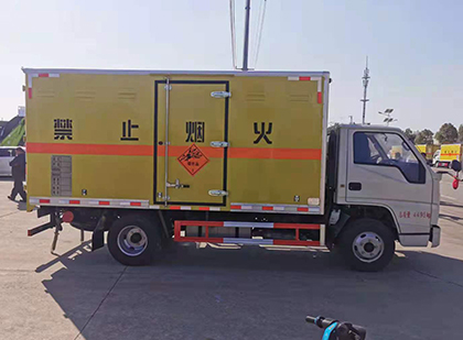 什邡爆破器材运输车